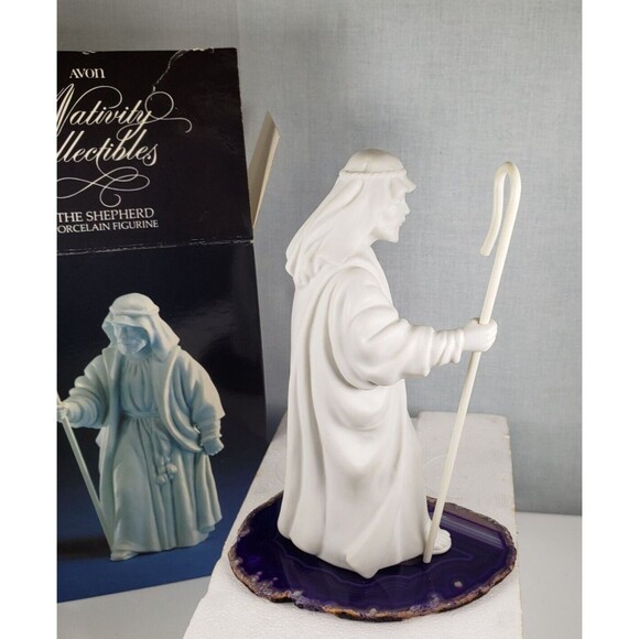 Vintage 1983 Avon Bisque Porcelain Nativity Collectable "The Shepherd " Figurine - Picture 10 of 15